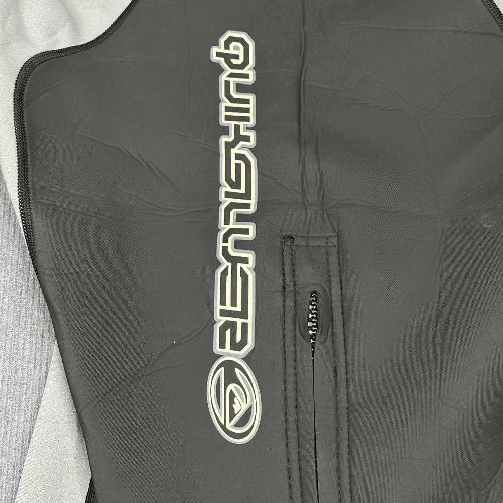 Quiksilver Wetsuit Top Long Sleeve Grey Black Logo Surf Rash‎ Guard Mock Neck